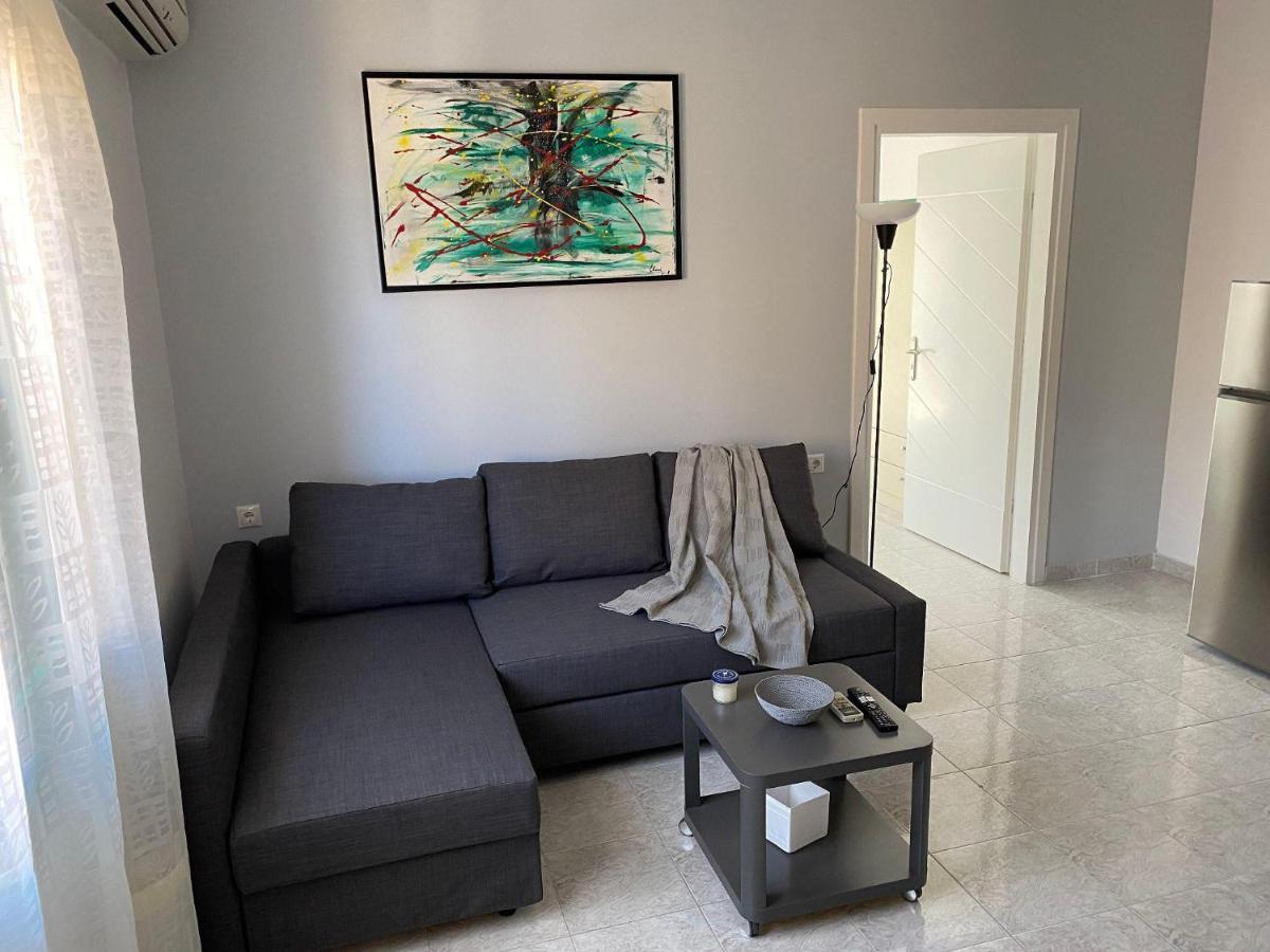 Paraskevi'S Apt - City Center W/ Lovely Park View Rhodes City 外观 照片